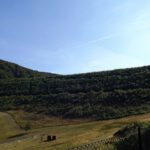 Die Staumauer von unten