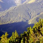 Langer Schatten des Delpsjochs Langer Schatten des Delpsjochs