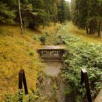 Stufen auf dem Weg hinunter zur Křemelna