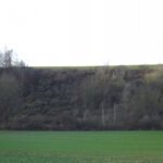 Eine für den Jura typische Geländestufe Eine für den Jura typische Geländestufe