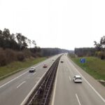 Gleich darauf wird die Autobahn überquert