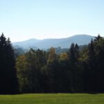 Frather Riegel und Harlachberger Spitze werden etwas vom Gegenlicht beeinträchtigt