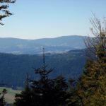 Immer wieder öffnet sich beim Aufstieg ein bisserl Aussicht