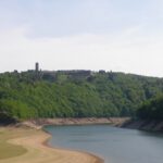 Bergfried vom See aus gesehen