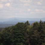 Der Rauhe Kulm vor dem Ochenskopf Der Rauhe Kulm vor dem Ochenskopf
