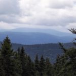 Hochficht (Smrčina) in Wolken