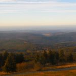 Hinten der Westerwald