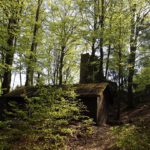 Bergfried mit Hütte Bergfried mit Hütte