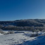 Feldbachtal vor dem Heidelstein, dazwischen versteckt sich das Rote Moor