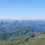 Links die Hochkünzelspitze, hinten in der Mitte der Tödi Links die Hochkünzelspitze, hinten in der Mitte der Tödi