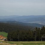 Schöne Perspektive auf Hohen Bogen und Kaitersberg