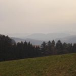 Viel Dunst über dem noch verschneiten Geißkopfgebiet