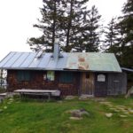 Das Bergwachthütterl hat auch schon bessere Tage gesehen Das Bergwachthütterl hat auch schon bessere Tage gesehen