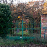 Zugang zum Platanengarten