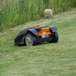 High-tech-Gartenspielzeug