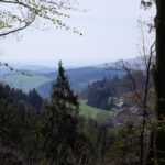 Domažlice versteckt sich im Dunst, Pláně nicht Domažlice versteckt sich im Dunst, Pláně nicht