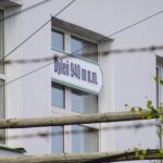 Das wohl größte Gipfelschild Tschechiens