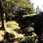 Einer von vielen leicht begehbaren Kammfelsen