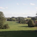 Das Stadtzentrum versteckt sich im Tal