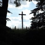 Gipfelkreuz von hinten