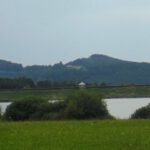 Staudamm mit Kleeberg