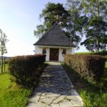 Kapelle am Weg hinunter ins Dorf