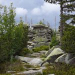 Gesprächsrunde von Felsriesen