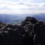 Lamer Winkel hinter Fels